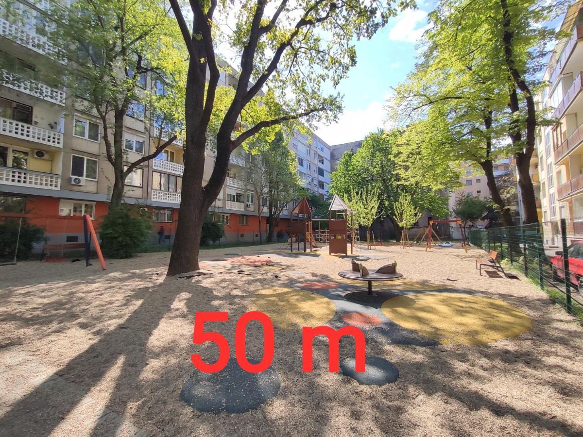 Апартаменты Kossuth Garden Дебрецен Экстерьер фото